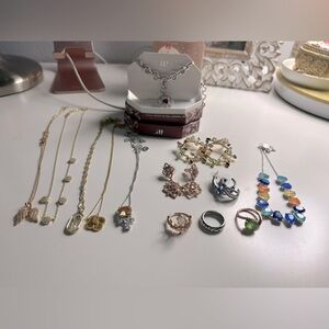 Bomb party jewelry lot with some misc